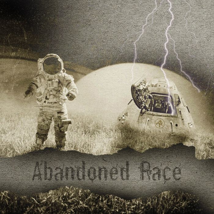 The astronaut and the capsule